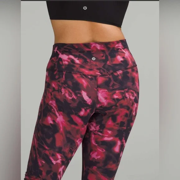 #223 NWT Lululemon Align High-Rise Pant 28"
Intensity Pink Blossom Multi Sz 8 - Picture 4 of 9